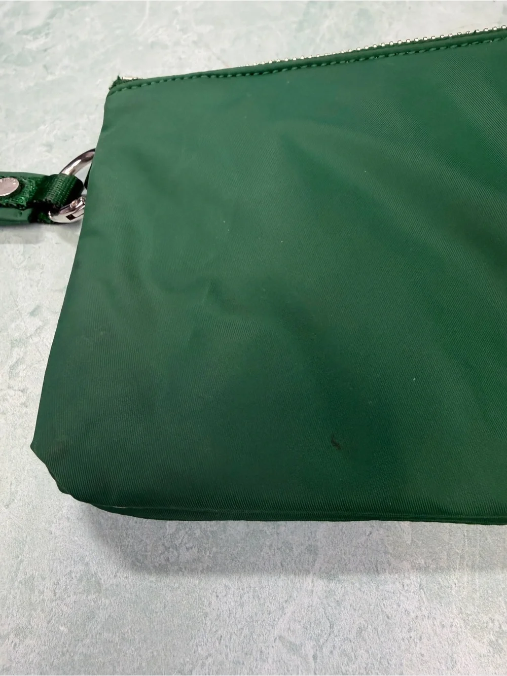 Lululemon Now and Always Pouch Puffy in green Wristlet Double Zipper